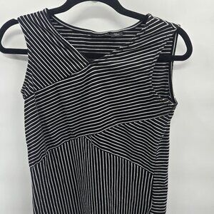 Tahari Sleeveless Black White Striped Top Small